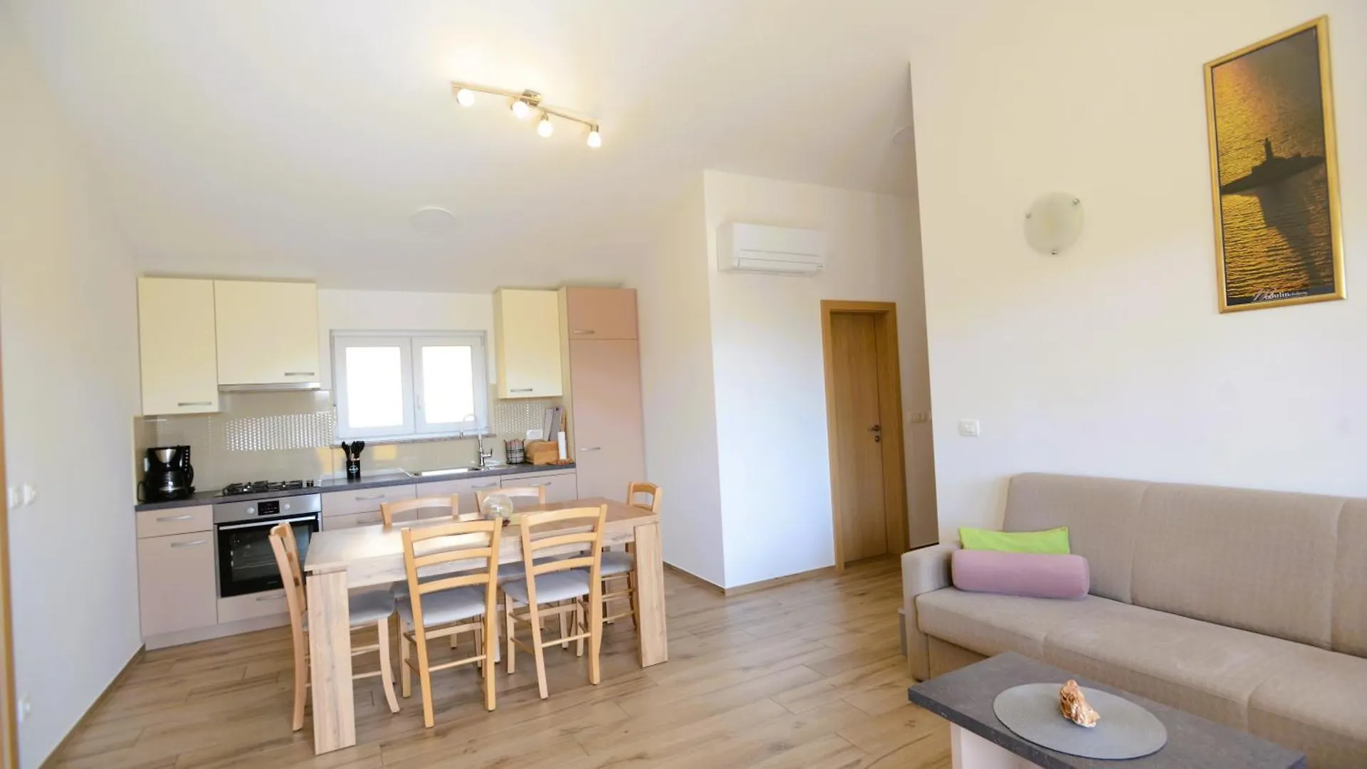 פרמנטורה Apartmaji Valentina 0*,  קרואטיה