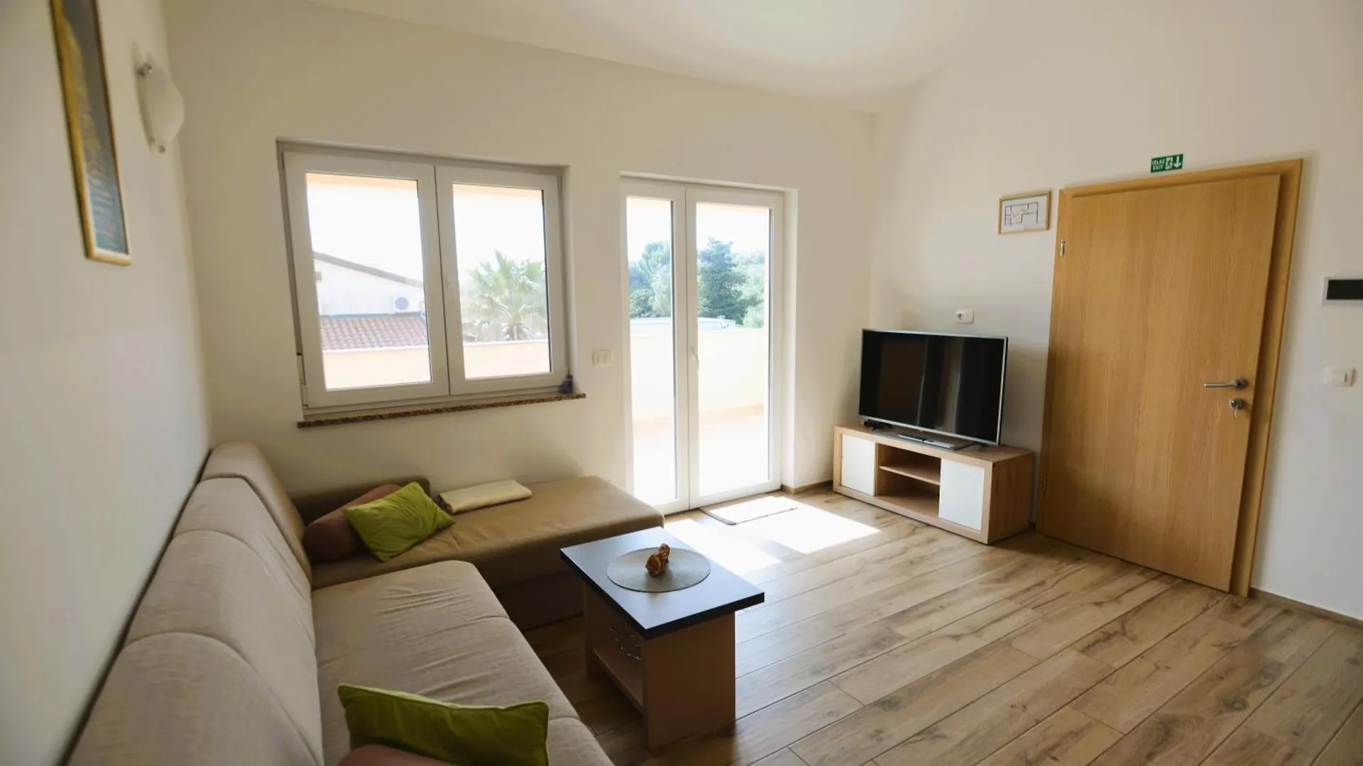 Apartmaji Valentina Premantura Lägenhet