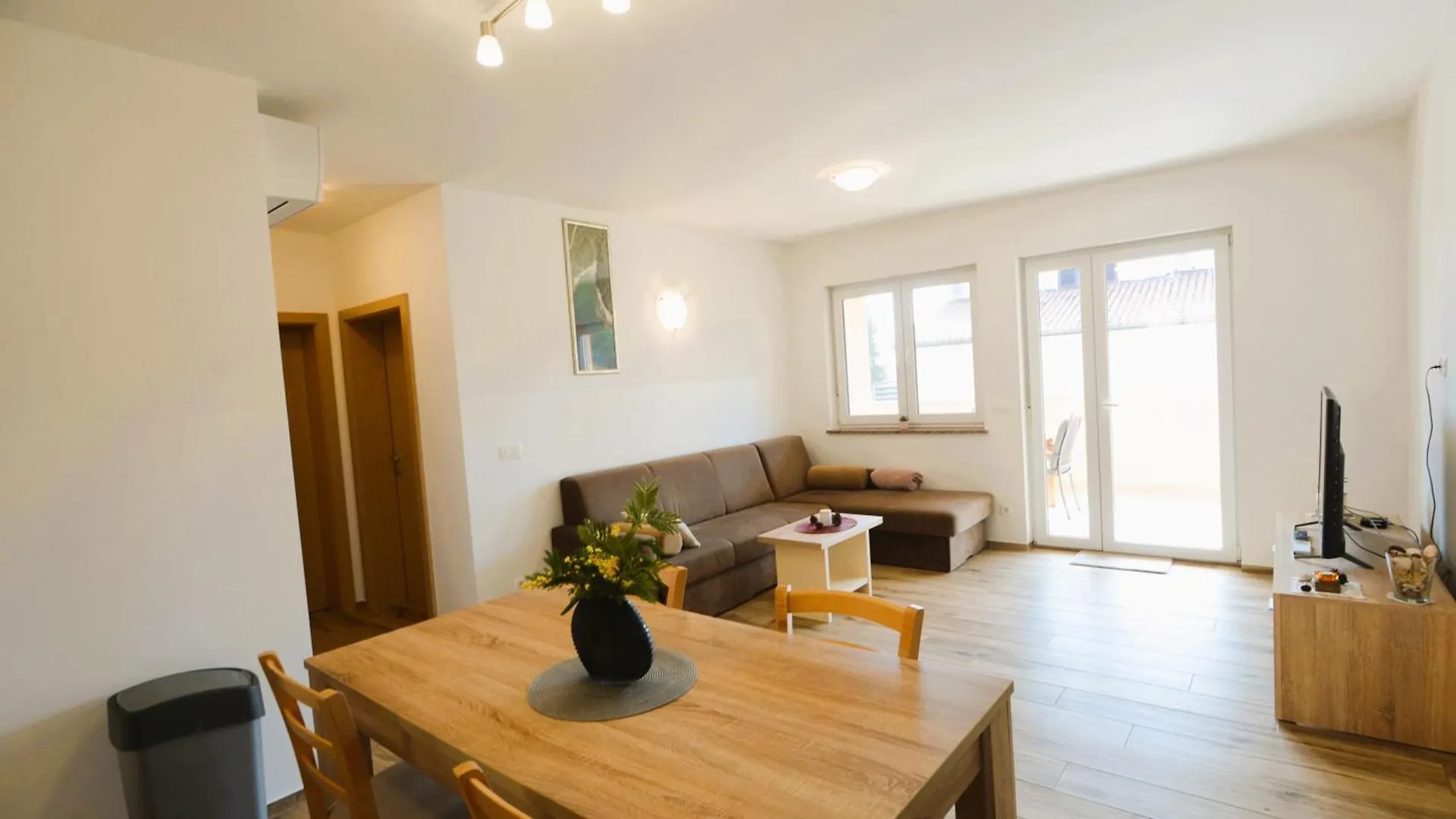 Apartmaji Valentina Premantura Kroatien