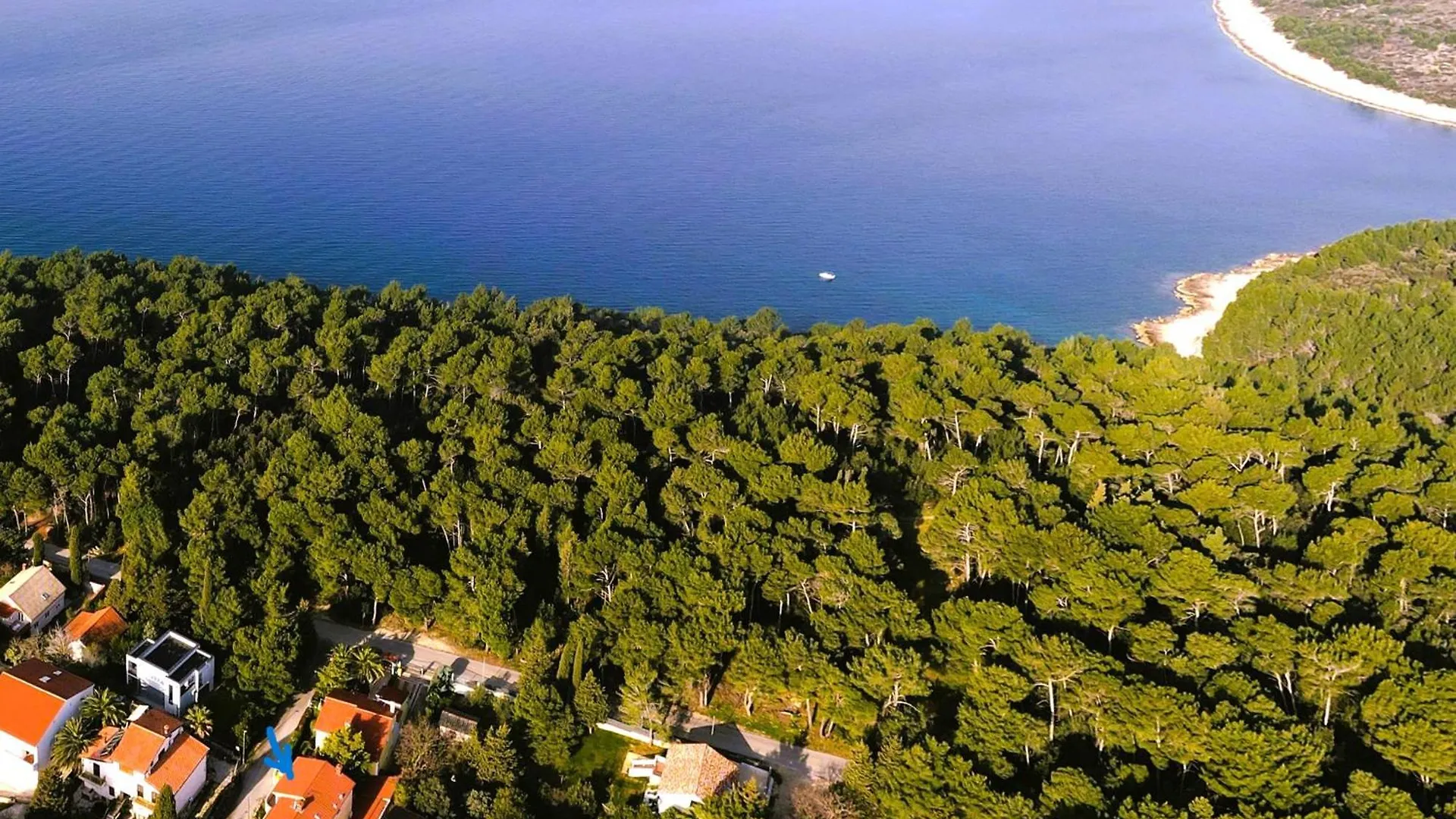 Apartmaji Valentina Premantura